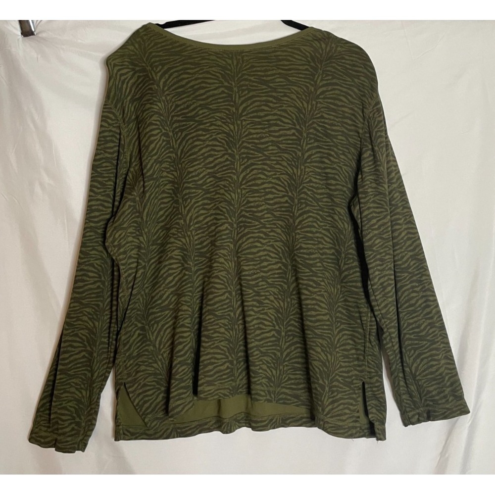 Liz Claiborne Womens 1X Olive Green Geometric Top Shirt Long Sleeve Fairy Preppy